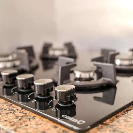 Dina House Quinzico Nyaraló