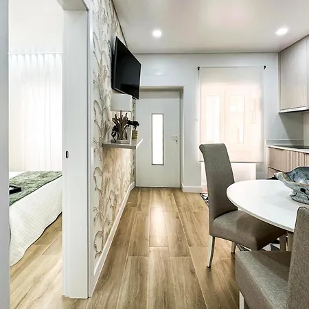 Dina House Quinzico Nazare