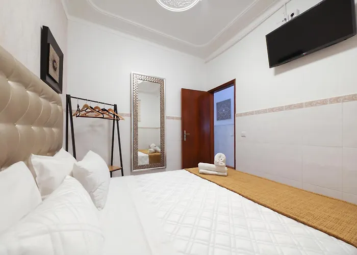 Dina House Quinzico بيت للعطل نازاريه