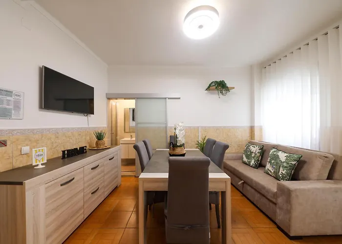 بيت للعطل Dina House Quinzico *